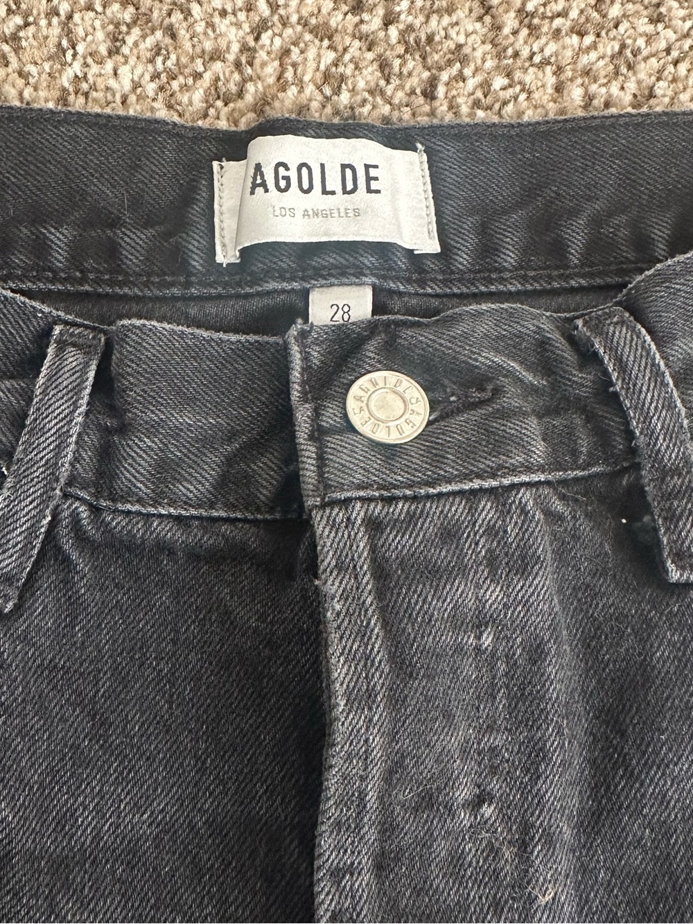 Agolde Parker Shorts in Black - Picture 2 of 5
